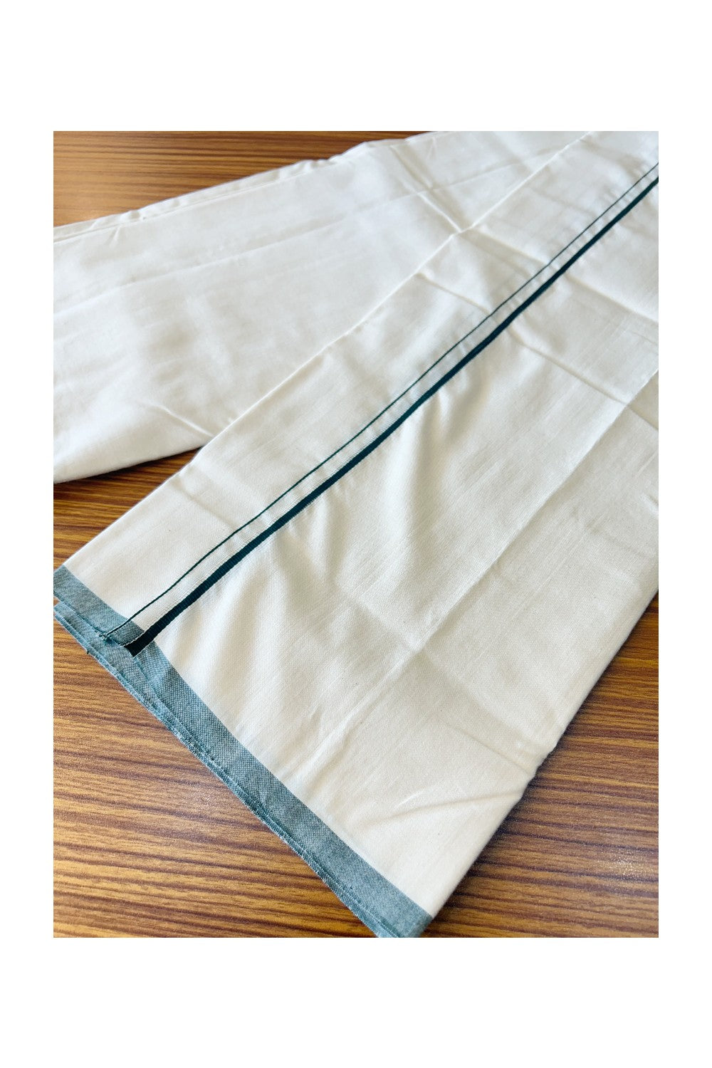 SIGNATURE KAITHARIKADA EXCLUSIVE SINGLE DHOTI - 100% Cotton Balaramapuram HANDLOOM Single Mundu/Dhoti - Off White - (Unbleached)1.5 cm GREEN Kara (2 metre / 4 muzham) - 1KK467KAI