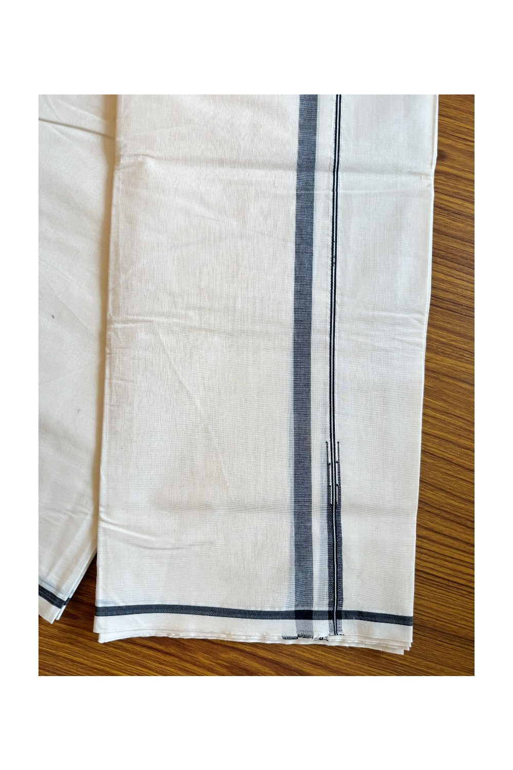 32% DISCOUNT ! KaithariKada 100% Cotton OFF WHITE Double - (Unbleached) Dhoti/Mundu- Black Mulloth + Puliyilakkara Mundu 1