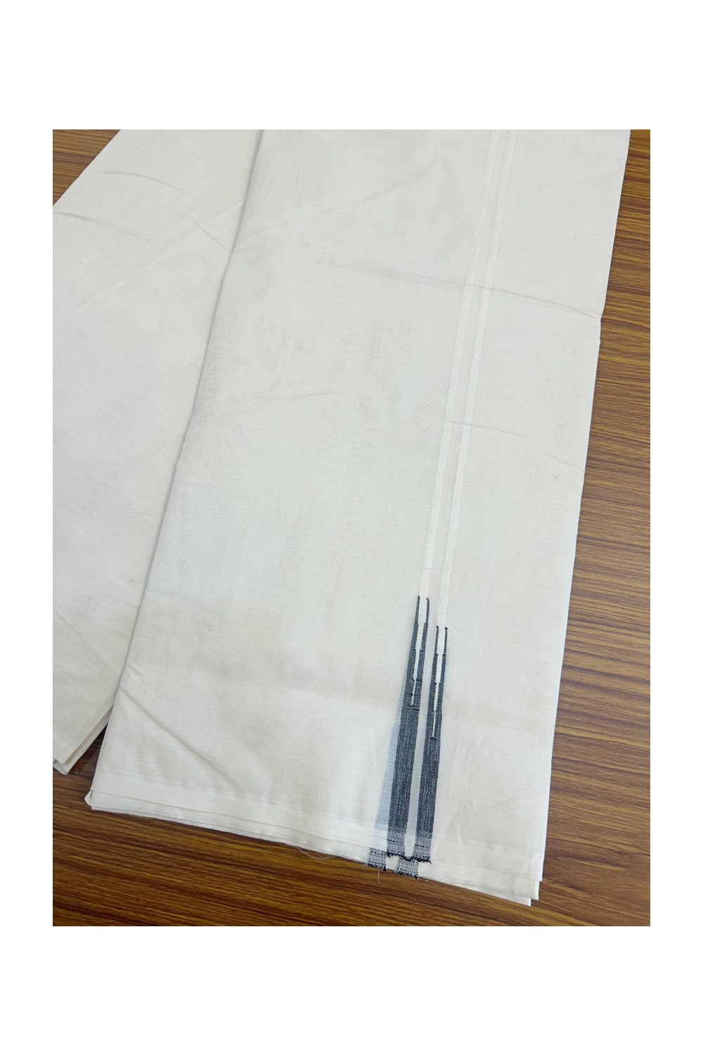 19% Discount ! KaithariKada Balaramapuram 100% Cotton Double Off white -(Unbleached) Mundu/Dhoti-100x100 0.5 cm  Puliyilakkara Double Chutty Black Shaded Kara.- 1KK5137ASH