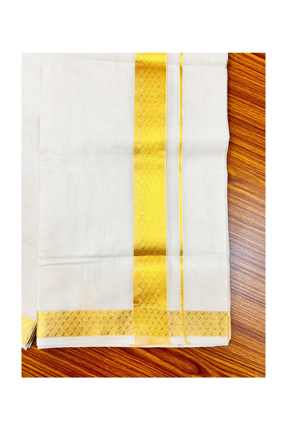 18 % DISCOUNT ! KaithariKada HANDLOOM Unakkupaav Balaramapuram - 100% PURE Cotton Off White Double Mundu/Dhoti - KASAVU CHECK DESIGN 2.5 inch KARA- ABH10