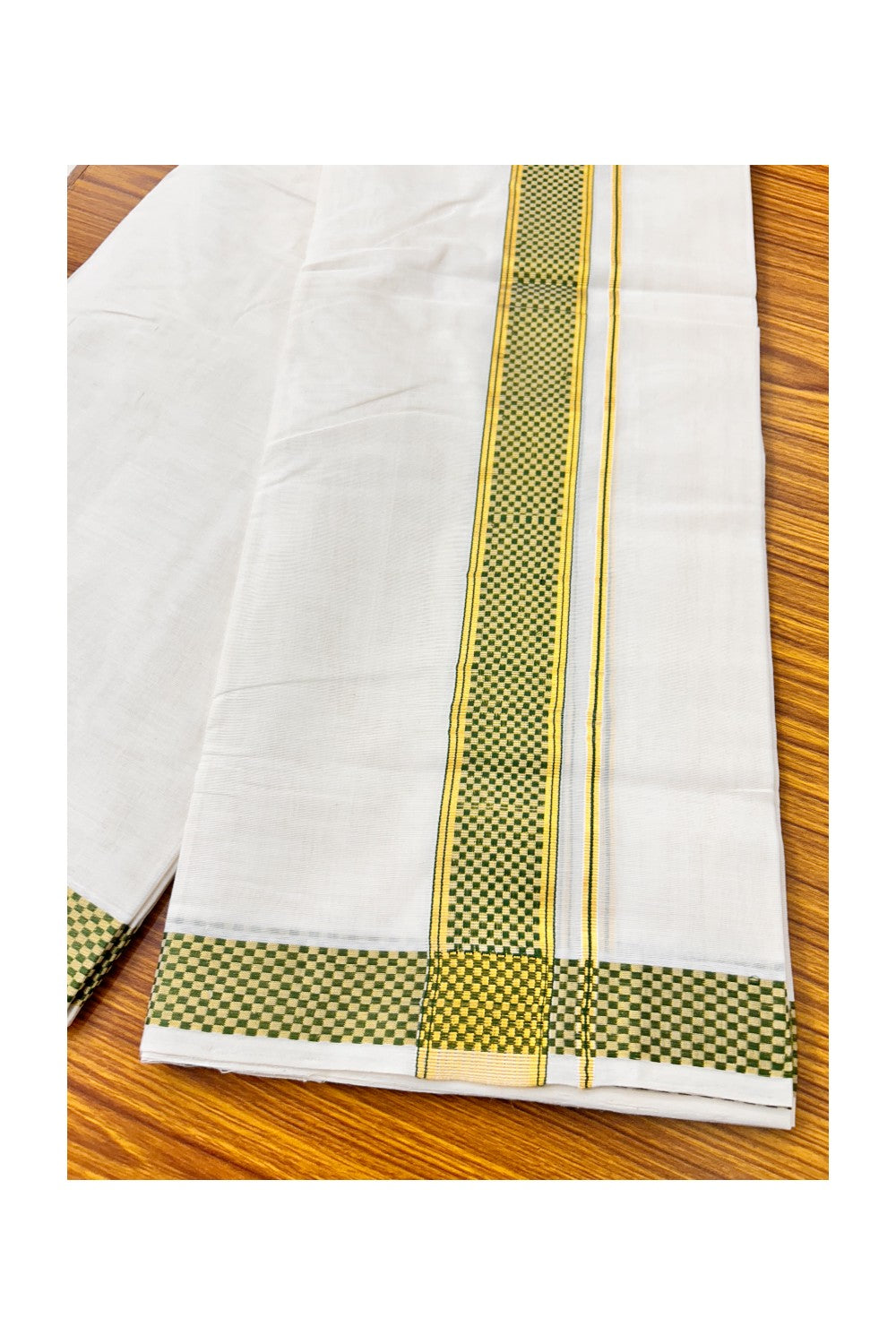 18 % DISCOUNT ! KaithariKada HANDLOOM Unakkupaav Balaramapuram - 100% PURE Cotton 4.58 Meter Off White Double Mundu/Dhoti - Green Check & KASAVU DESIGN 2.5 Inch KARA- ABH14