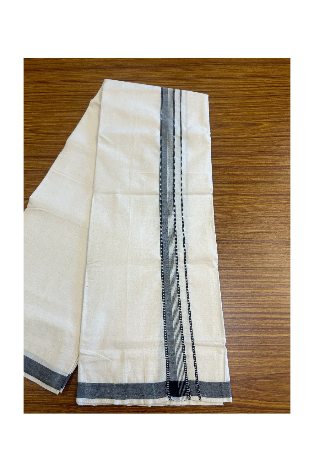 32% Discount KaithariKada 100% Cotton Balaramapuram HANDLOOM Single Mundu/Dhoti - Off White (Unbleached) 1.75inch Black Kara - Onam Collection-298