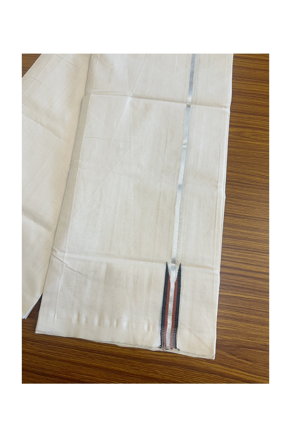 15% DISCOUNT! KaithariKada BALARAMAPURAM HANDLOOM Unakkupaav- 100% PURE Cotton 100x100 Double Mundu/Dhoti OFF WHITE (Unbleached) - PULIYILAKKARA Silver Kasavu & Black+Brick Red 2.cm Chutty KARA-29RAM