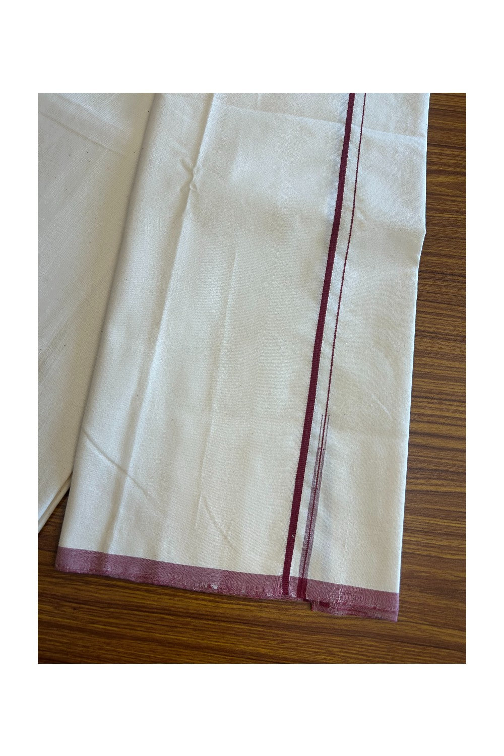 SIGNATURE KAITHARIKADA EXCLUSIVE SINGLE DHOTI - 100% Cotton Balaramapuram HANDLOOM Single Mundu/Dhoti - Off White - (Unbleached) - 0.5 cm Maroon Chutty Kara - 2KK5050KAI