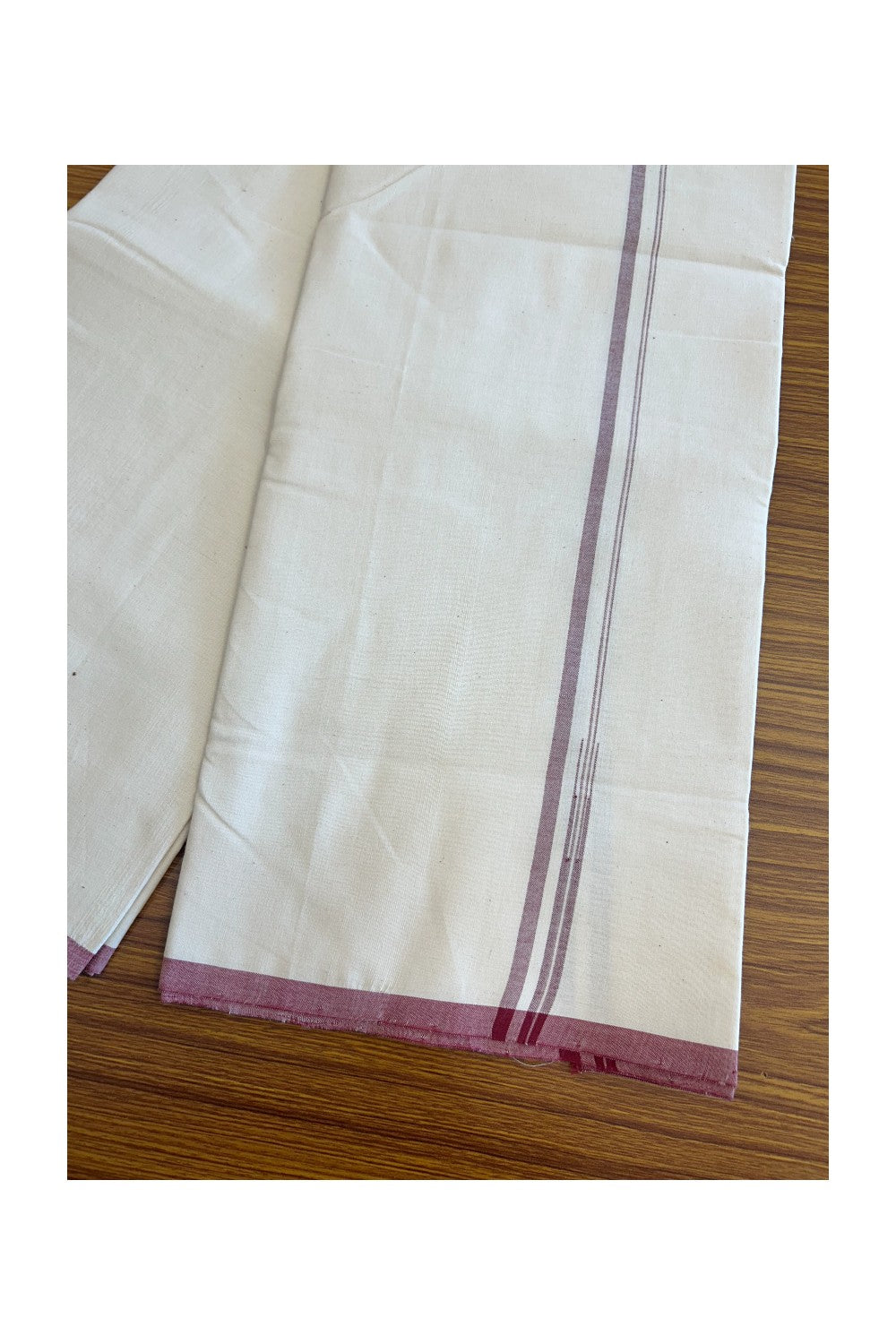 SIGNATURE KAITHARIKADA EXCLUSIVE SINGLE DHOTI - 100% Cotton Balaramapuram HANDLOOM Single Mundu/Dhoti - Off White - (Unbleached) 1 cm Shaded Maroon Chutty Kara- 2KK5078KAI