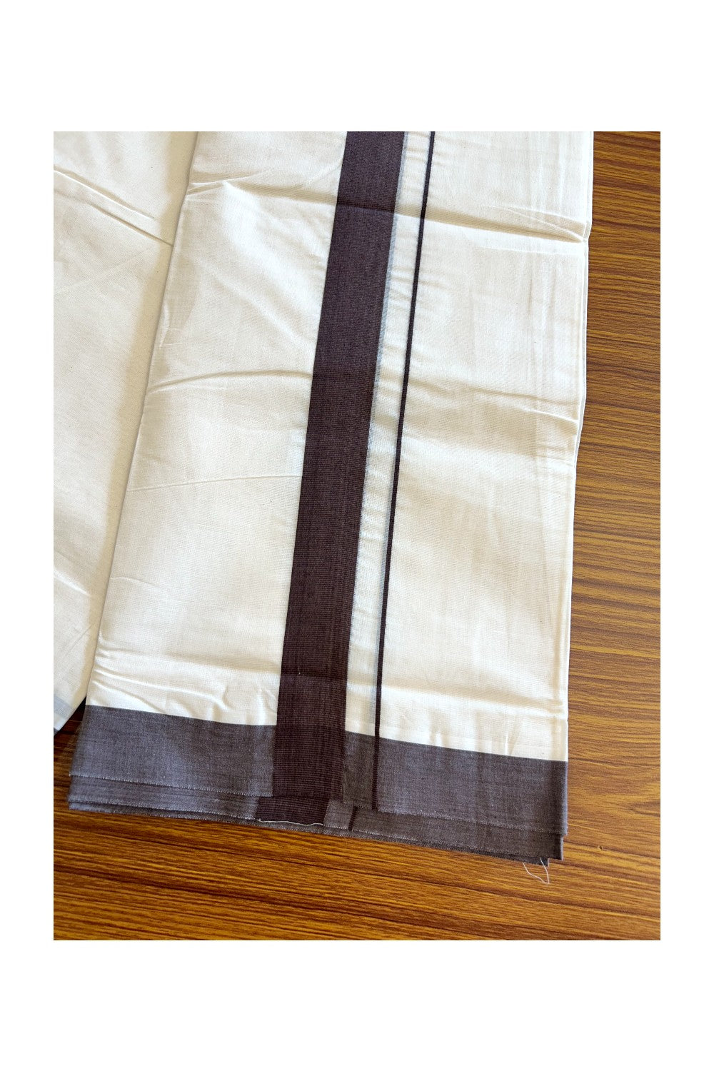 37% DISCOUNT! KaithariKada Balaramapuram 100% Cotton Double Off white - (Unbleached) - Mundu/Dhoti- 100x100 Brown 2 inch Kara - 20KK5063KK