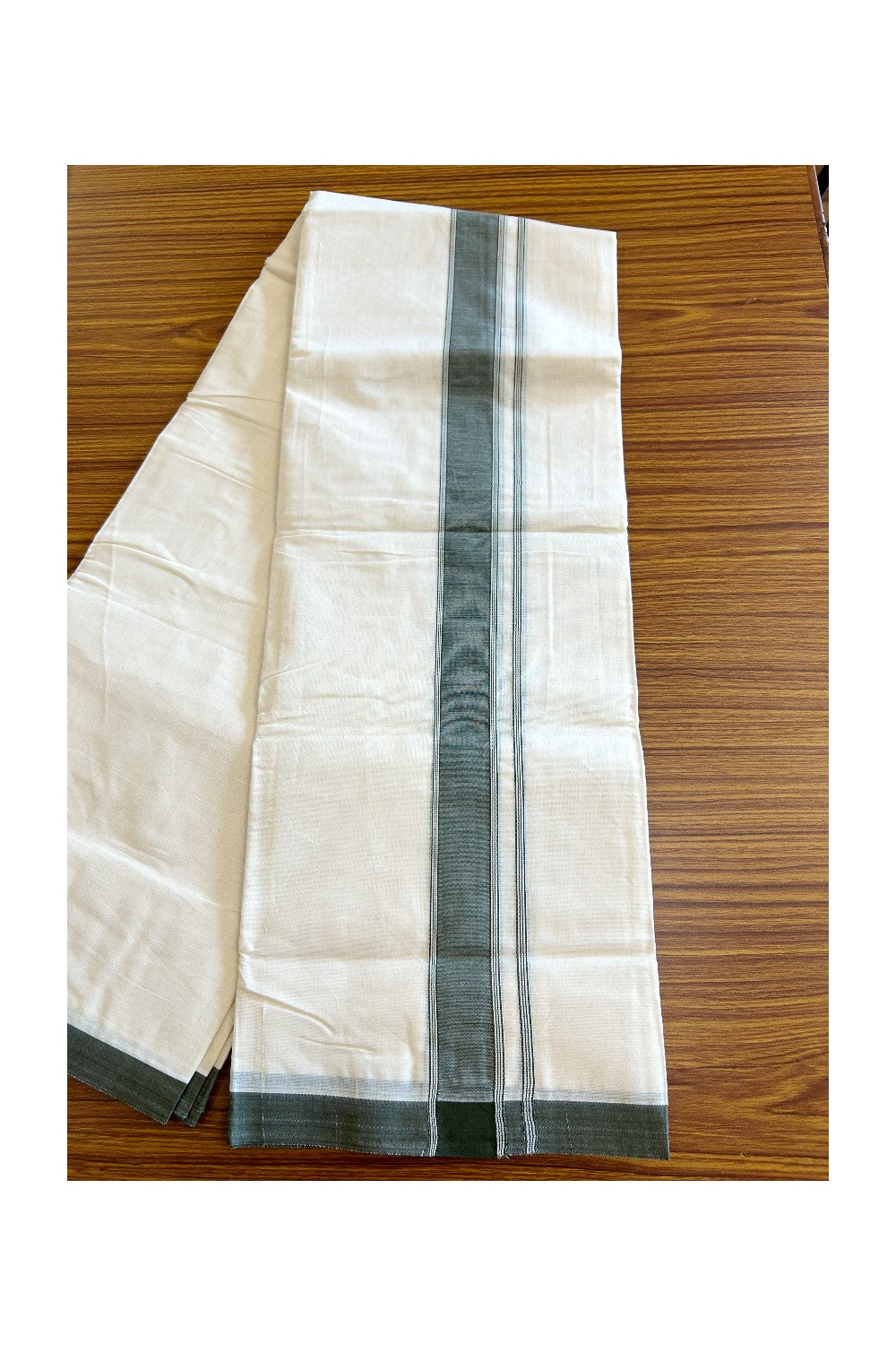 10% Discount KaithariKada Balaramapuram 100% Cotton Double Off white - (Unbleached) - Mundu/Dhoti- 100x80 - 2 inch Sage Green Kara 3.75 mtr - 22KK5063KK