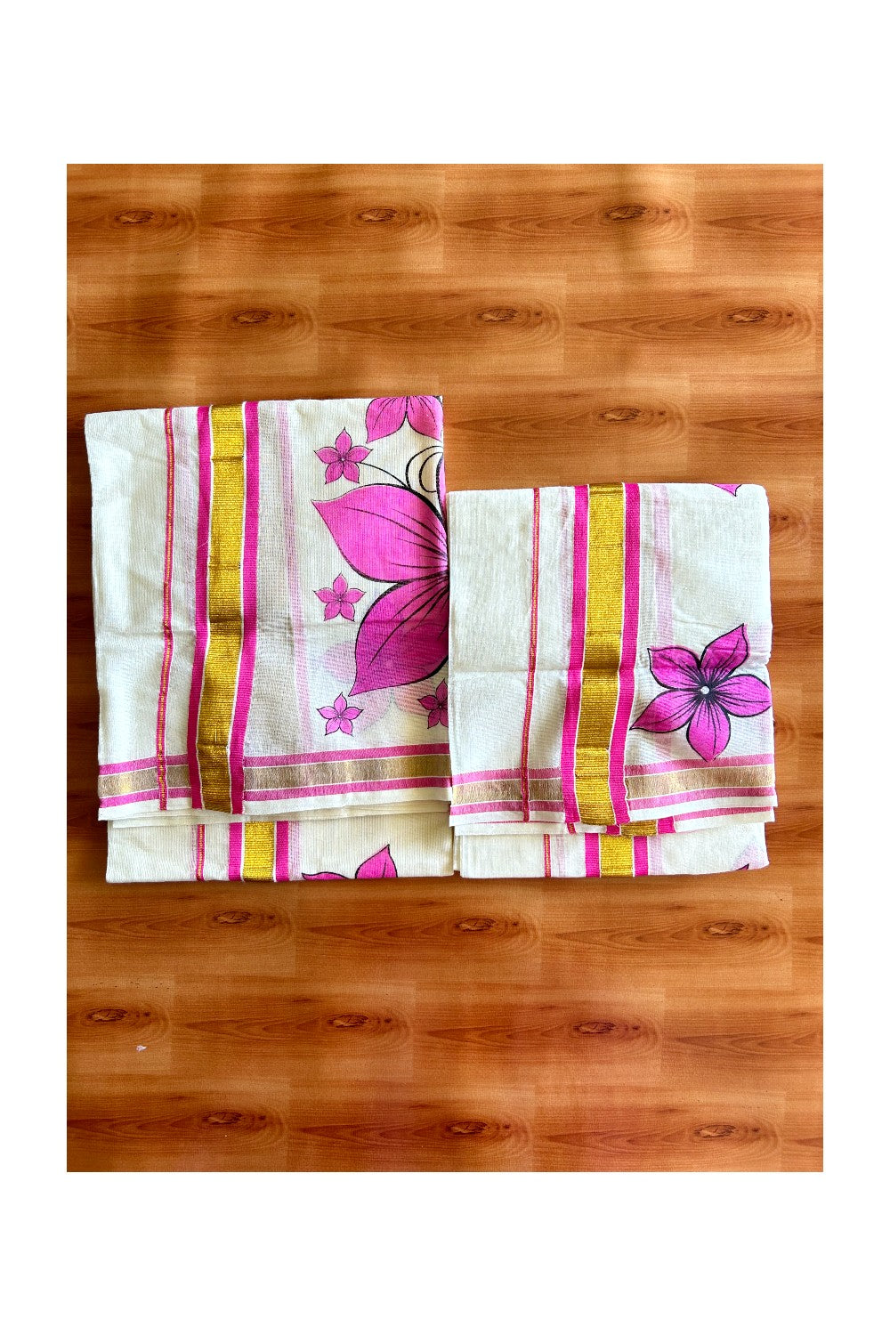 22% Discount!! KaithariKada - Kerala Cotton Single Set Mundu - Kasavu Kara with Pink Flower Design - 3KK495VIN