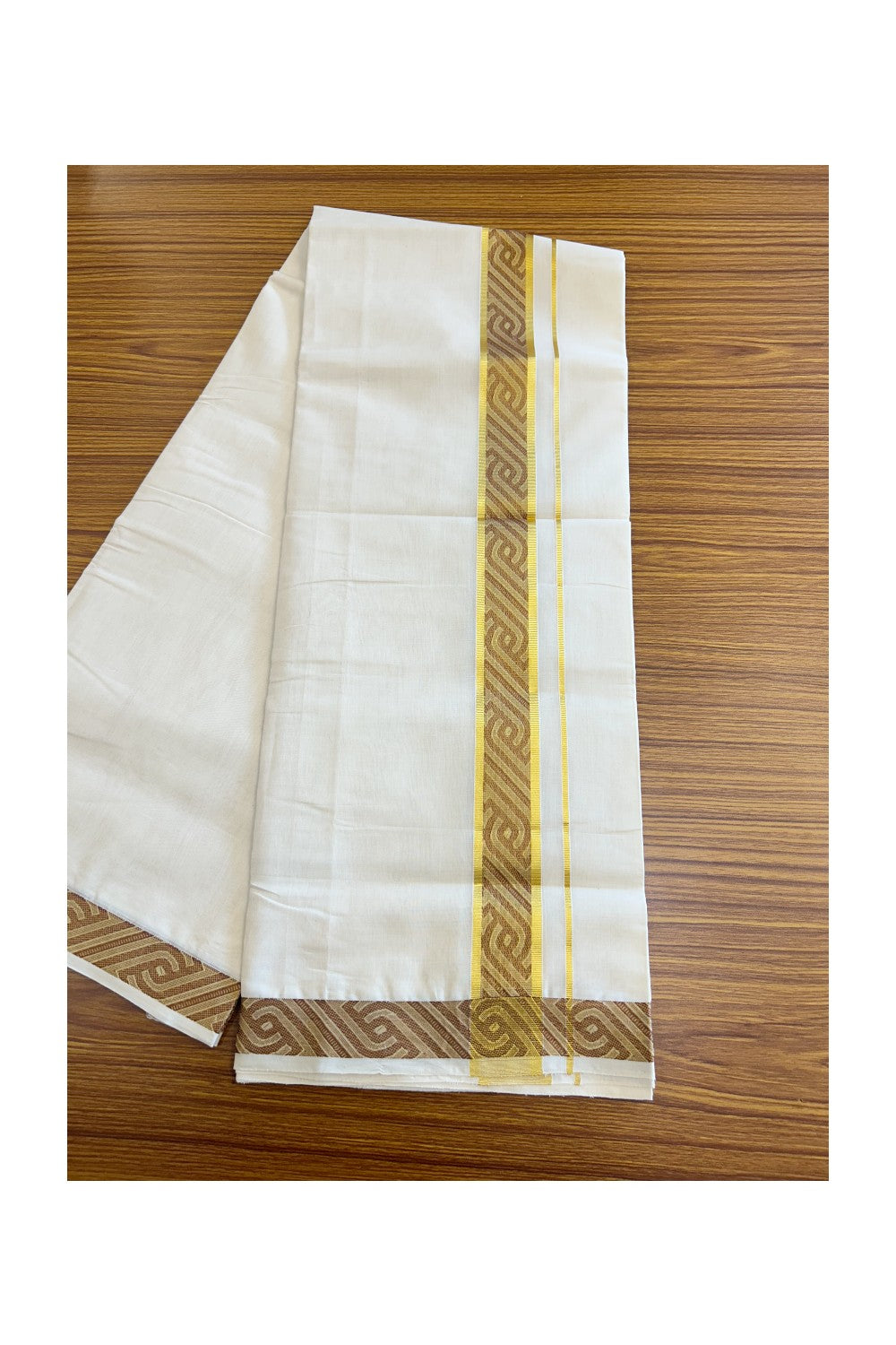 30% DISCOUNT ! KaithariKada HANDLOOM Unakkupaav Balaramapuram - 100% PURE Cotton Off White - (Unbleached) Double Mundu/Dhoti - 2.5 inch Gold Kasavu Striped Design Kara - 30KK5105RAM