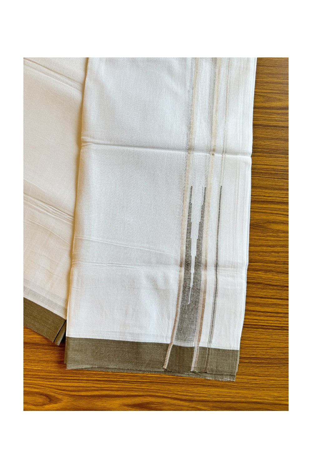 21% DISCOUNT!! Kaitharikada Balaramapuram 100% Cotton PURE WHITE Double Mundu/Dothi-100x100 Puliyilakkara CHUTTY 1.75 Inch Sage Green & SILVER STRIPED Cotton Kara - 46KK424CEE