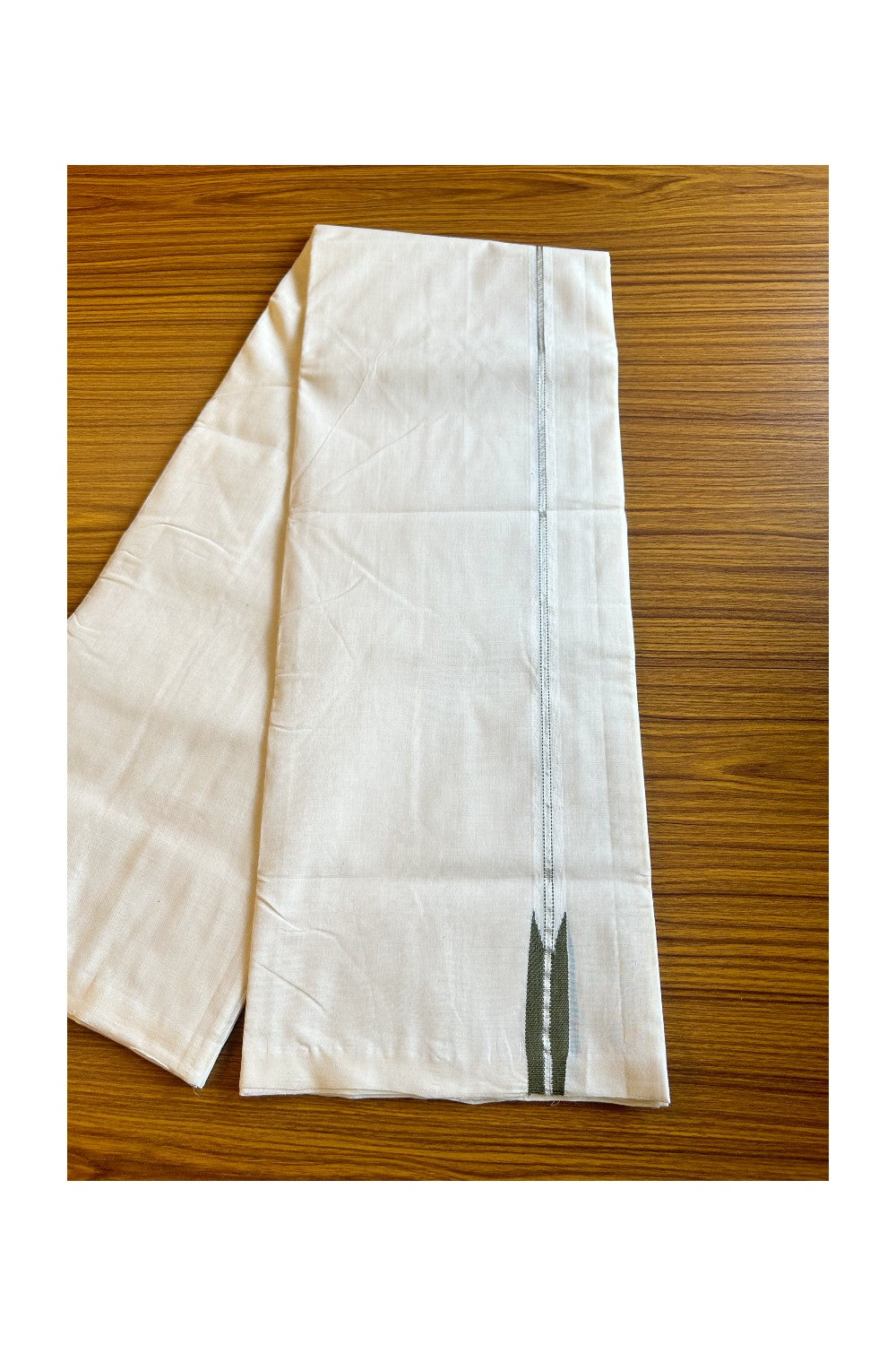 17% DISCOUNT!! KaithariKada HANDLOOM Millpaav Balaramapuram - 100% PURE Cotton OFF White (Unbleached) Double Mundu/Dothi - 0.75 inch Puliyilakkara silver kasavu Olive green chutty - 5KK462RAM