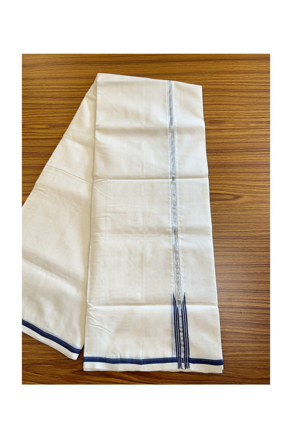 21% DISCOUNT!! KaithariKada HANDLOOM Unakkupaavu Balaramapuram - 100% PURE Cotton OFF White (Unbleached) Double Mundu/Dothi - Silver Kasavu & Navy Blue stripes puliyilakkara chutty-7KK403RAM