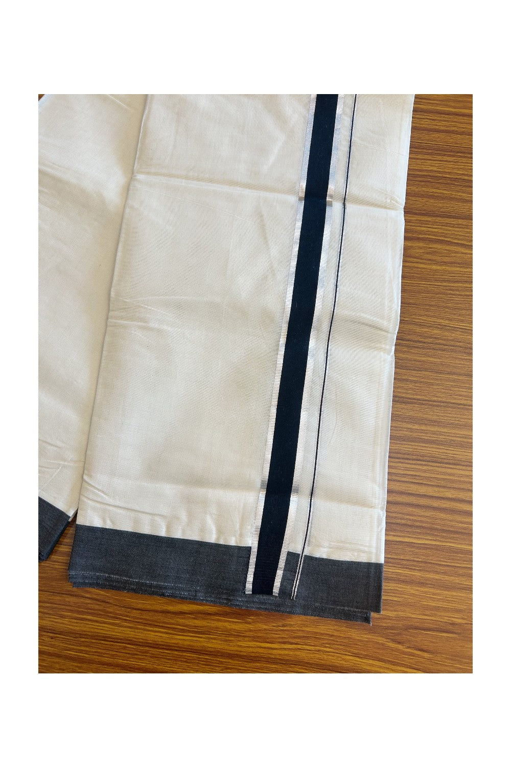 19% Discount ! KaithariKada Balaramapuram 100% Cotton Double Off white - (Unbleached) - Mundu/Dhoti-80x72 - 1.75inch Silver Kasavu & Black Kara.- 2