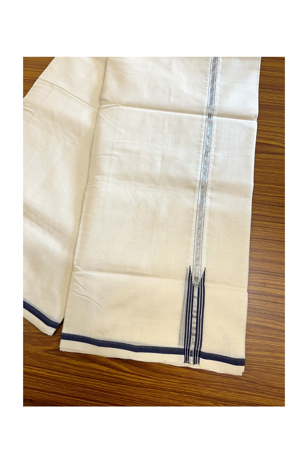 21% DISCOUNT!! KaithariKada HANDLOOM Unakkupaavu Balaramapuram - 100% PURE Cotton OFF White (Unbleached) Double Mundu/Dothi - Silver Kasavu & Navy Blue stripes puliyilakkara chutty-7KK403RAM