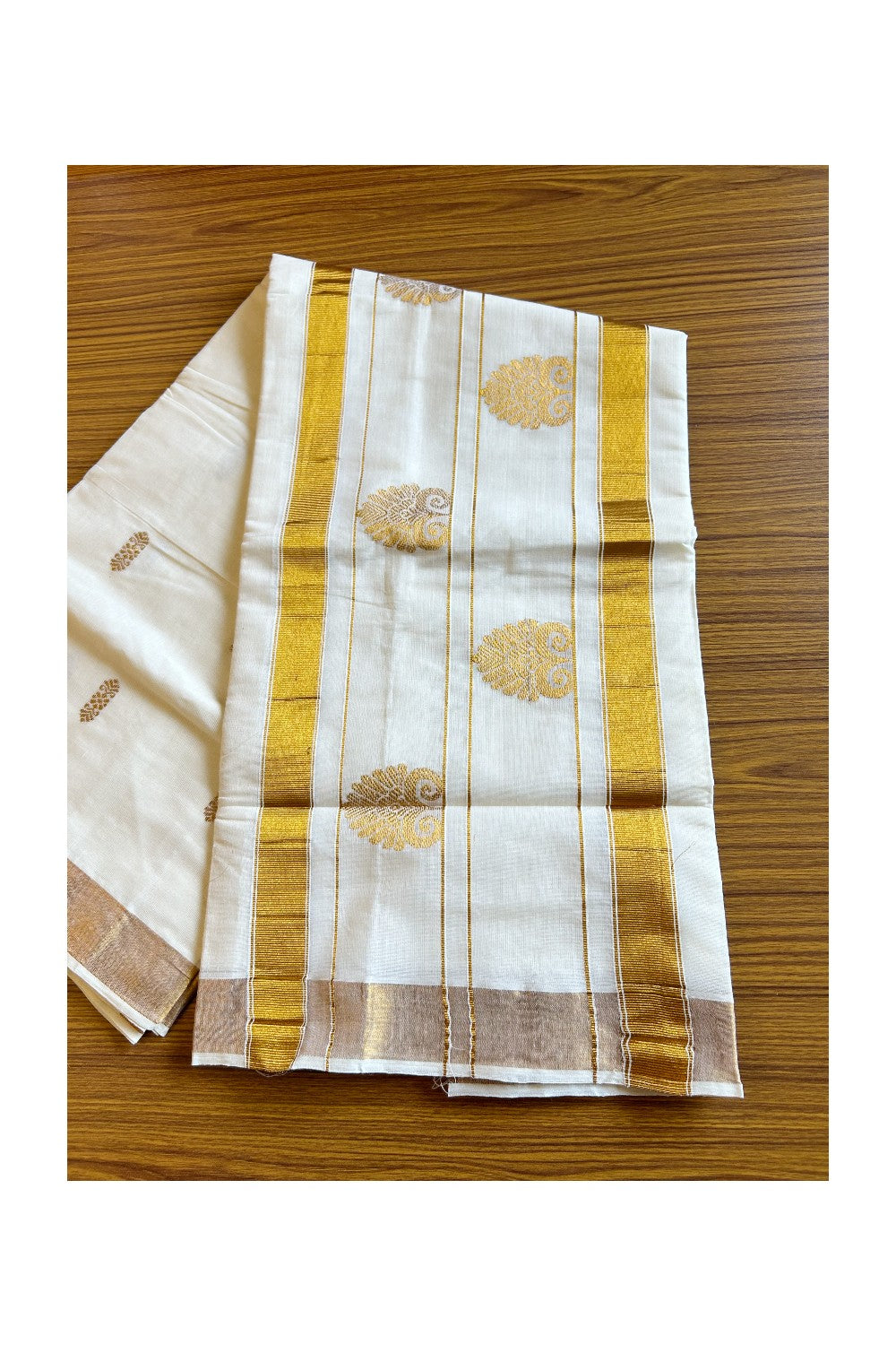 25% Discount! Kaitharikada Kerala Cotton Saree Off white - 12 inch Kasavu Saree with Designed Pattern putta Design - 6KK1003HAR