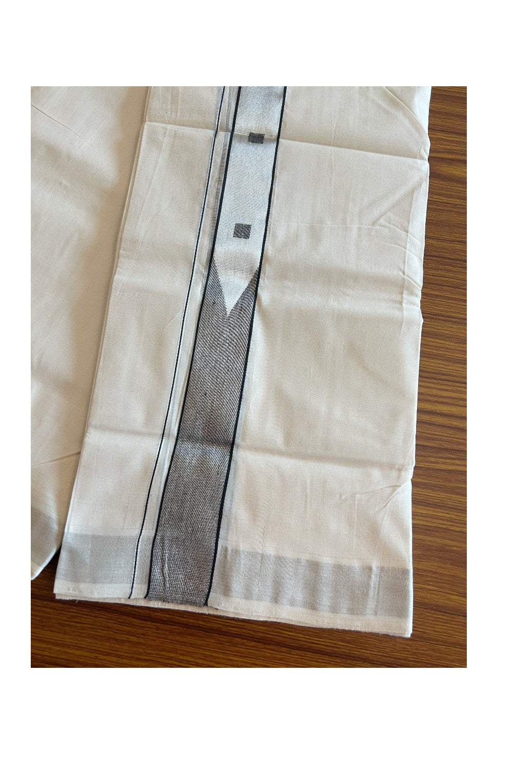 19% DISCOUNT ! KaithariKada HANDLOOM Unakkupaav Balaramapuram - 100% PURE Cotton Off White - (Unbleached) Double Mundu/Dhoti - 1.75 inch Silver Kasavu & Black heavy Chutty Design Kara- 7KK5089YAR