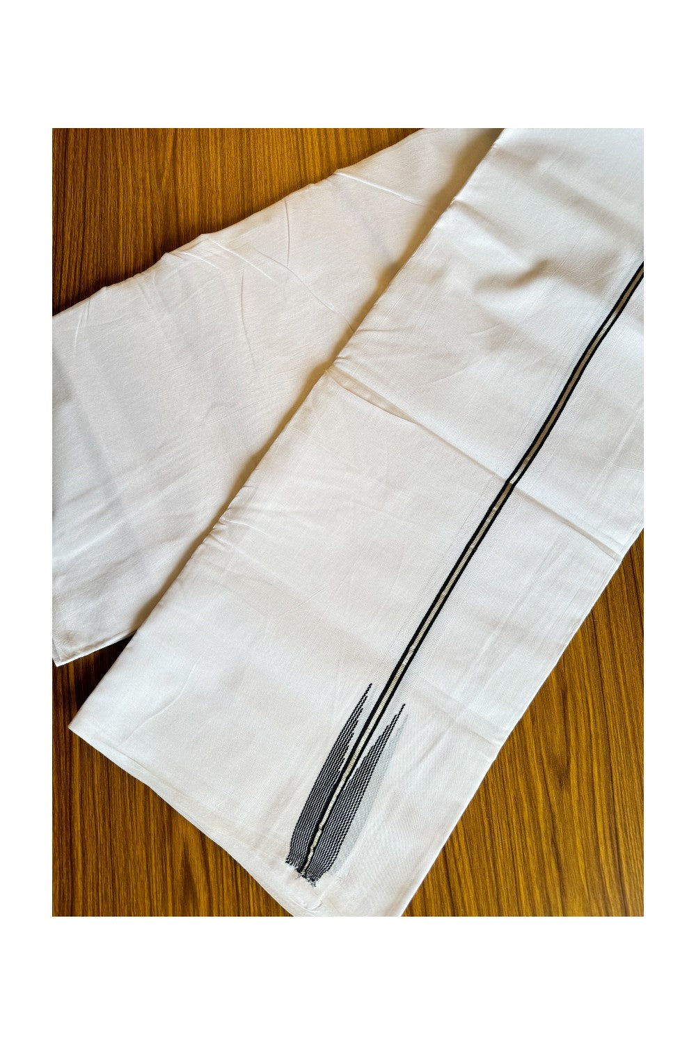 19% DISCOUNT!! KaithariKada Balaramapuram 100% Cotton PURE WHITE Double Mundu/Dhoti-100x100  Puliyilakkara 1 inch Silver kasavu & black striped chutty - 67KK412ASH