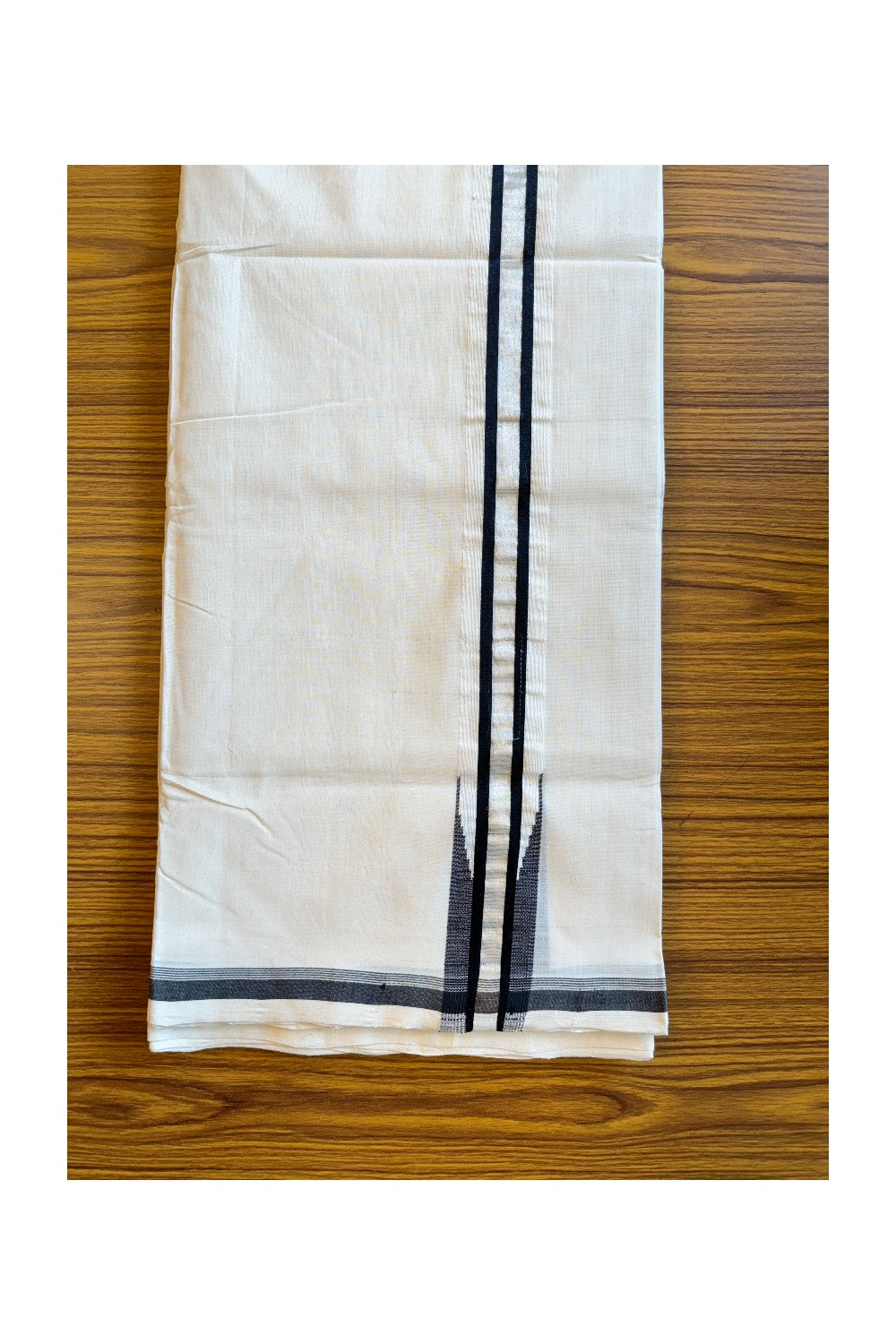 21% DISCOUNT!! KaithariKada HANDLOOM Unakkupaavu Balaramapuram - 100% PURE Cotton OFF White (Unbleached) Double Mundu/Dothi - Silver Kasavu & Black puliyilakkara chutty- 7KK203RAM