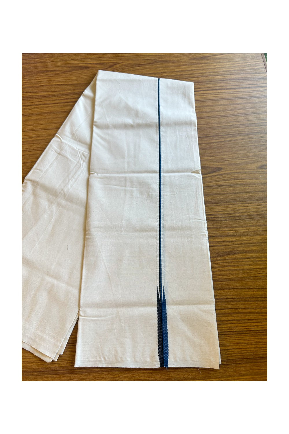 28% DISCOUNT ! KaithariKada Balaramapuram 100% COTTON SINGLE OFF WHITE Mundu/Dhoti-100X100-  0.5 Inch  Puliyilakkara Black & Yale Blue Chutty-  9KK429ASH