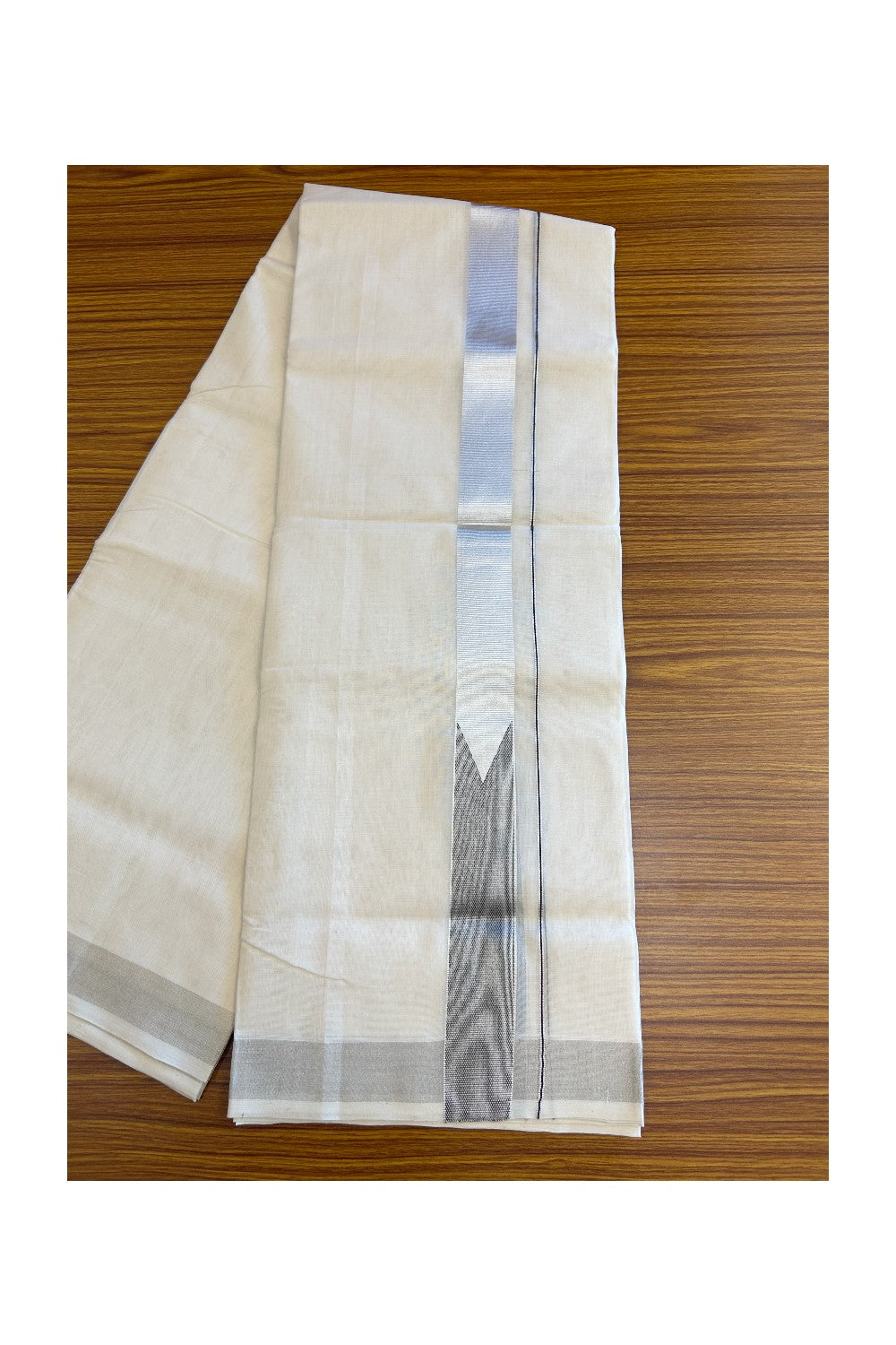 30% DISCOUNT ! KaithariKada HANDLOOM Unakkupaav Balaramapuram - 100% PURE Cotton Off White - (Unbleached) Double Mundu/Dhoti - 100x100 Silver Kasavu 1.5 Inch Black shaded Chutty - 9KK5097ABH