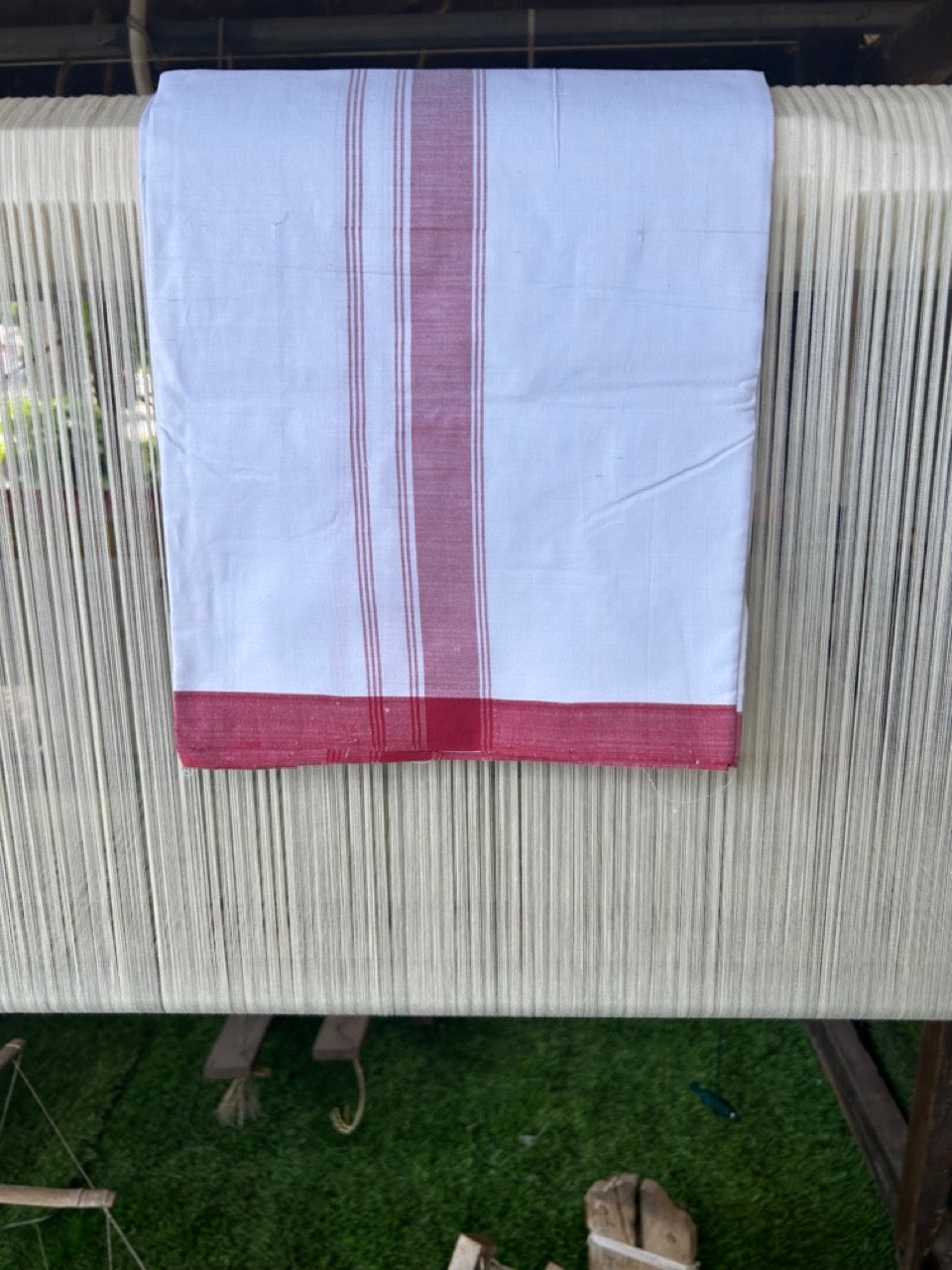 Ultimate HANDLOOM-19% Discount! - Kaitharikada Kalamachal-Government Sealed HALLMARKED-100% PURE COTTON! (80x80) Twisted Thread- Light WHITE SINGLE Mundu / Dhoti - 2.25 inch Red Striped Kara - 11KK478KAL