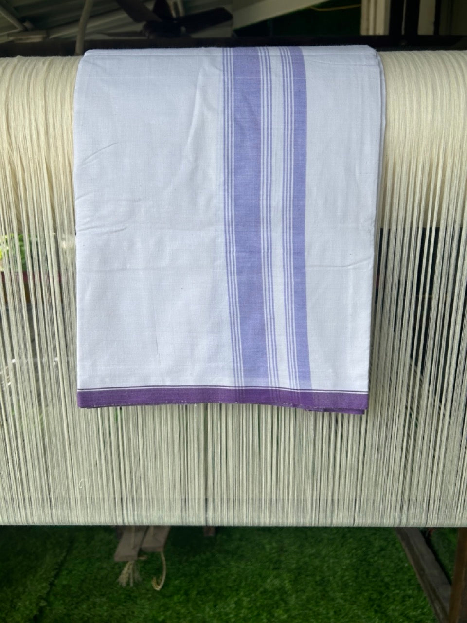 Ultimate HANDLOOM-19% Discount! - Kaitharikada Kalamachal-Government Sealed HALLMARKED-100% PURE COTTON! (80x80) Twisted Thread- Light WHITE SINGLE Mundu / Dhoti - 2.75 inch Violet Striped Kara - 13KK478KAL