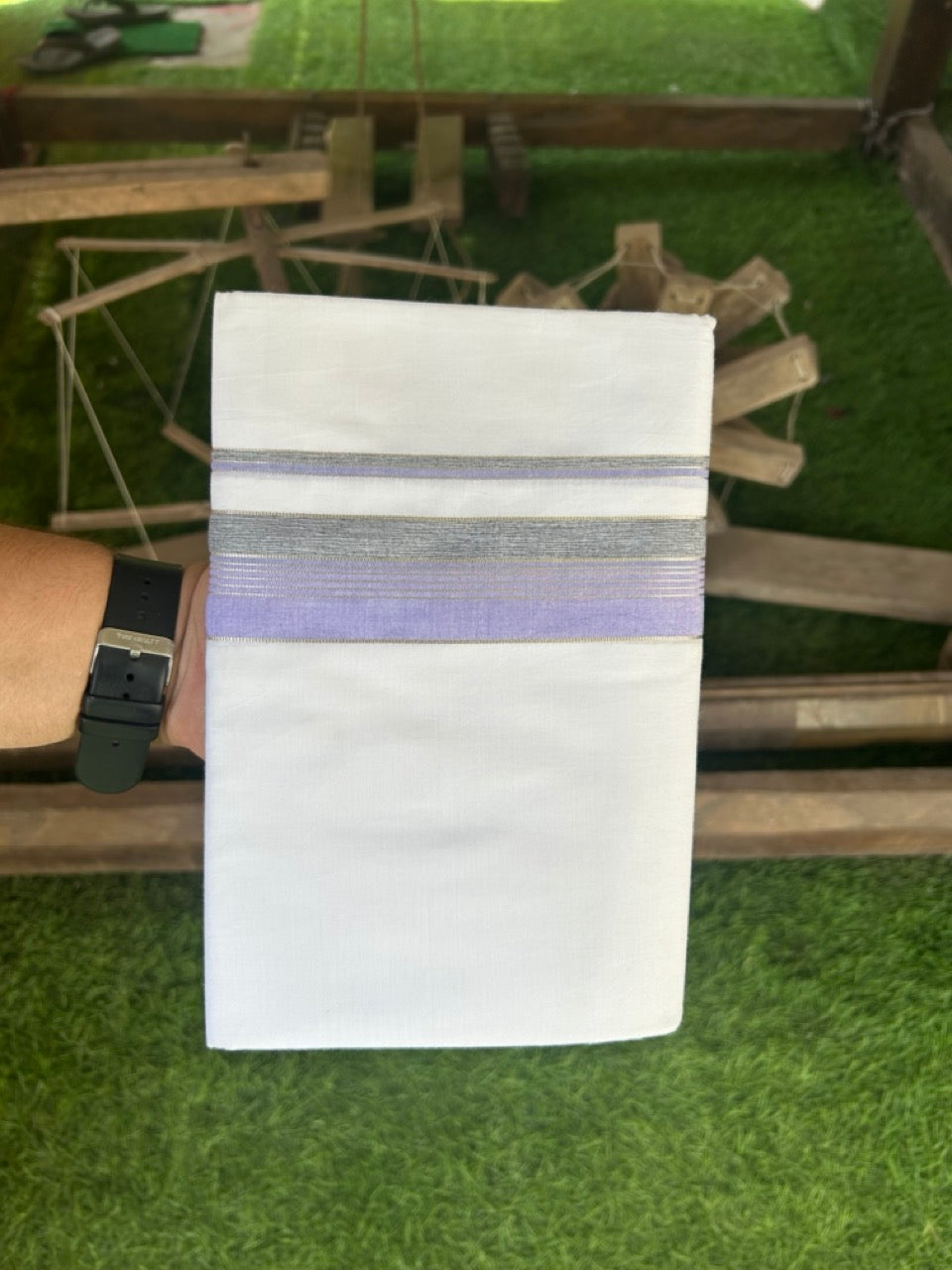 20% Discount !! KaithariKada Balaramapuram Double PURE WHITE Mundu/Dhoti- 100x80 - 2.5 inch Lavender & Black Shaded with Silver Striped kara - 3.90 mtr - 7KK5112PMC