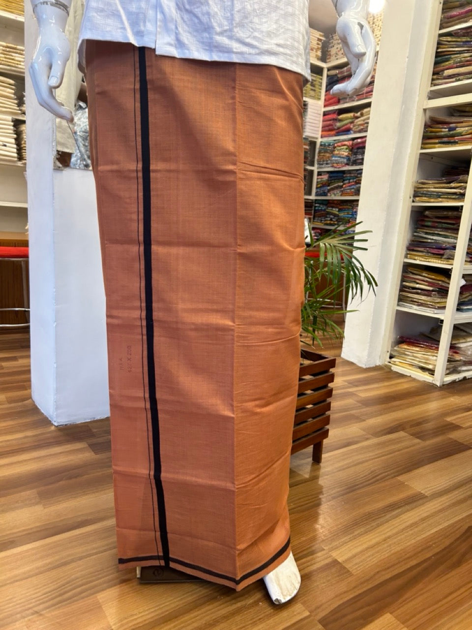 KaithariKada 100% Pure Cotton - HANDLOOM Single Mundu/Dhoti  KAVI Brown COLOUR BODY & BLACK 2.cm Kara- 1KK445VAS.