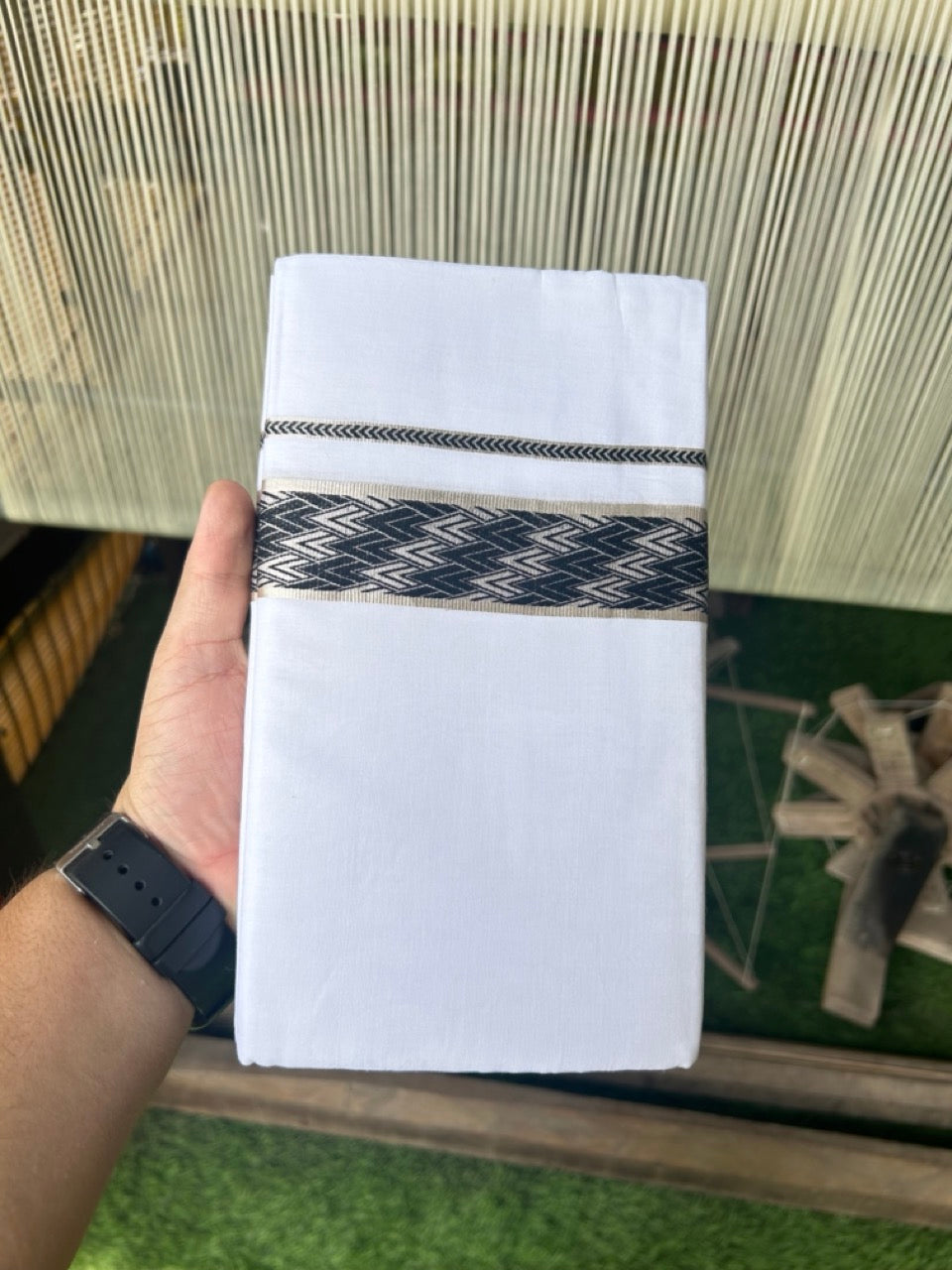 20% DISCOUNT! KaithariKada Balaramapuram 100% Cotton Double PURE white Mundu/Dhoti - 100x80 - 2 Inch Silver kasavu & Black jacquard pattern Kara - 3KK5118PMC