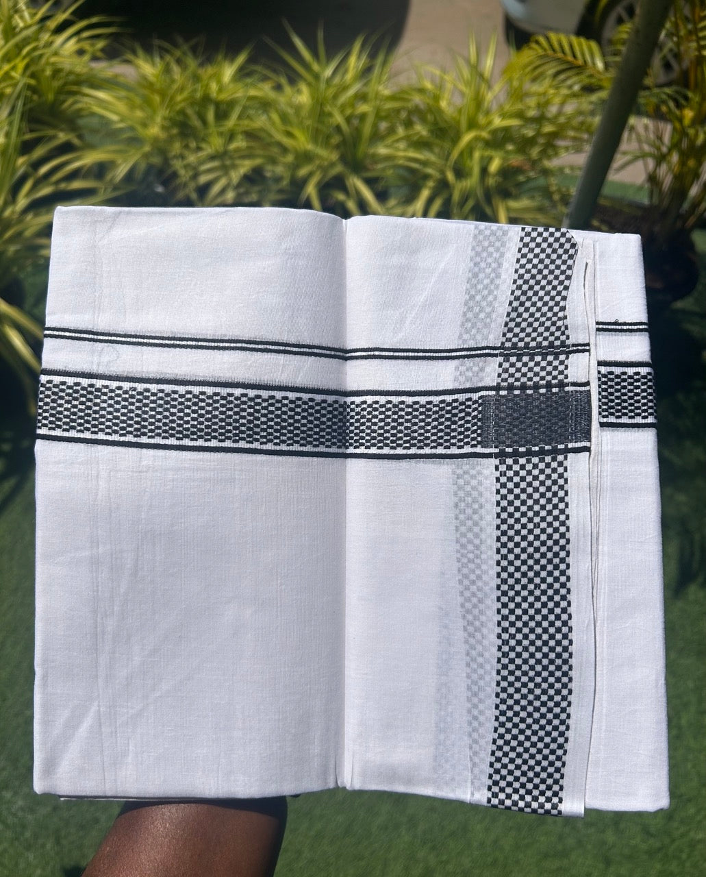 20% DISCOUNT! KaithariKada Balaramapuram 100% Cotton Double PURE white Mundu/Dhoti - 100x80 - 1.75 Inch Black Check Kara - 33KK5112PMC