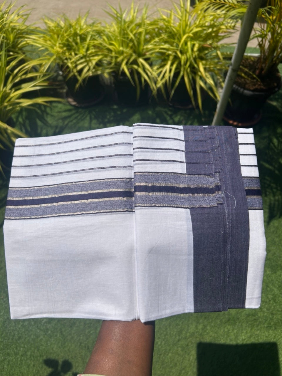 20% Discount !! KaithariKada Balaramapuram Double PURE WHITE Mundu/Dhoti- 100x80 - 7.75 inch Navy Blue & Silver Striped kara - 3.90 mtr - 1KK5112PMC