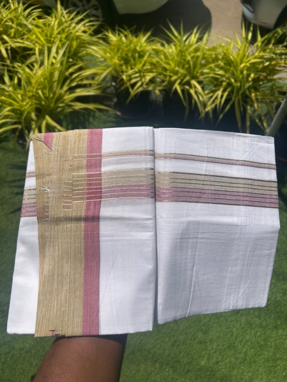 20% Discount !! KaithariKada Balaramapuram Double PURE WHITE Mundu/Dhoti- 100x80 - 2.25 inch Purple & Olive Green Shaded with Silver Striped kara - 3.90 mtr - 22KK5112PMC