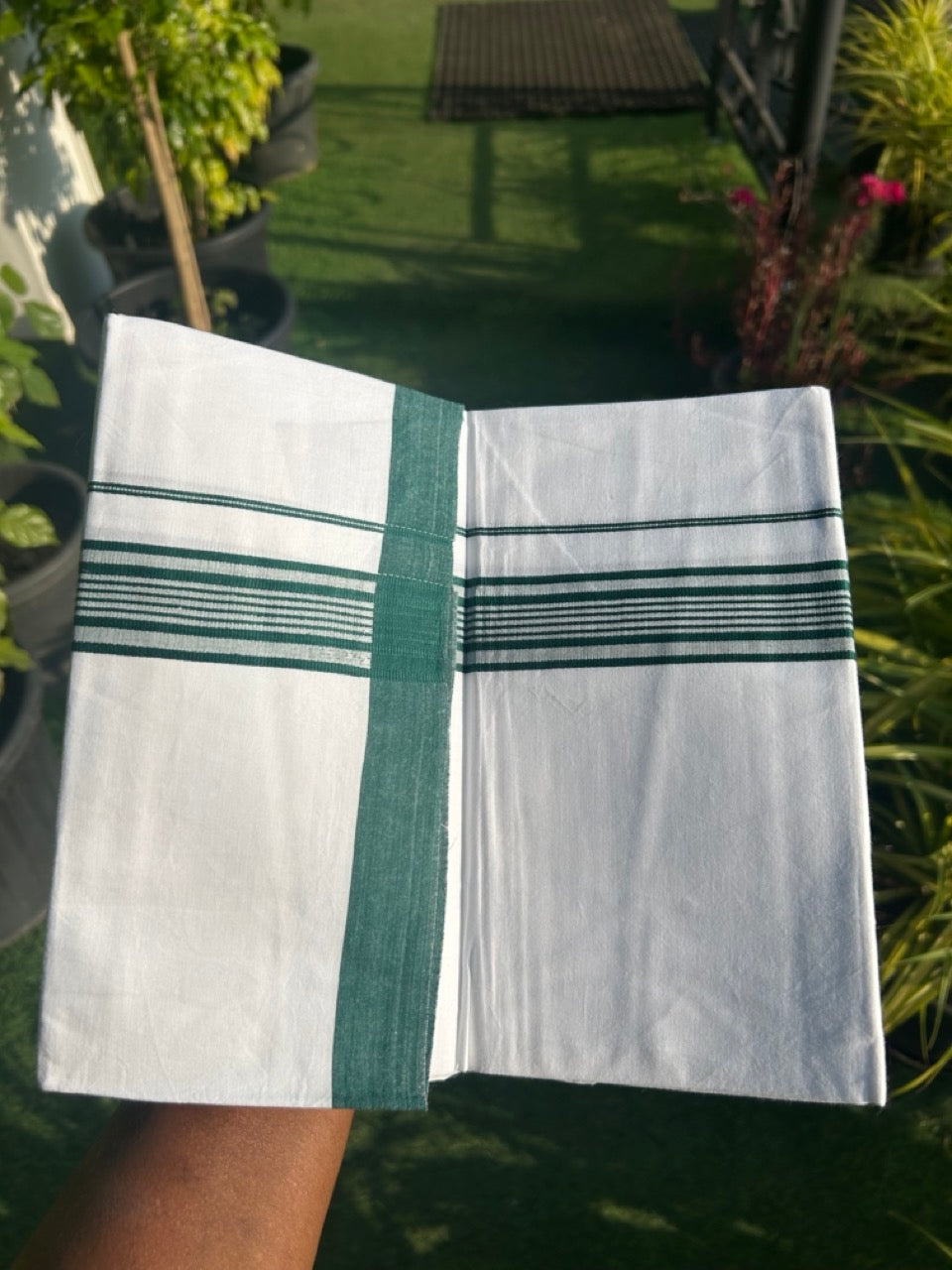 8% DISCOUNT ! KaithariKada Balaramapuram 100% Cotton Pure white Single Mundu/Dhoti - (40S) - 2 inch Green  Striped  Kara (2 meter / 4 muzham) - 4KK5115THI.