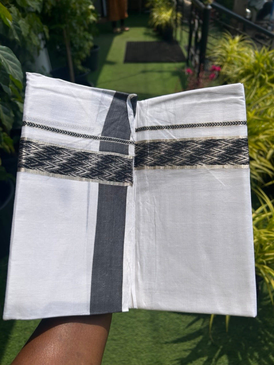 20% DISCOUNT! KaithariKada Balaramapuram 100% Cotton Double PURE white Mundu/Dhoti - 100x80 - 2 Inch Silver kasavu & Black jacquard pattern Kara - 3KK5118PMC