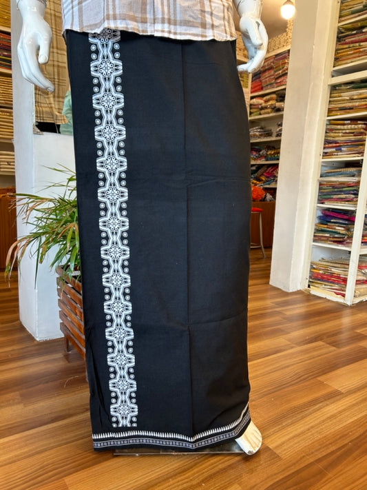 19% Discount!! Kaitharikada Pure Cotton - Single Kaily / Lungi - 2.5 inch White printed kuppadam kara with Black colour body - 7KK8002AST