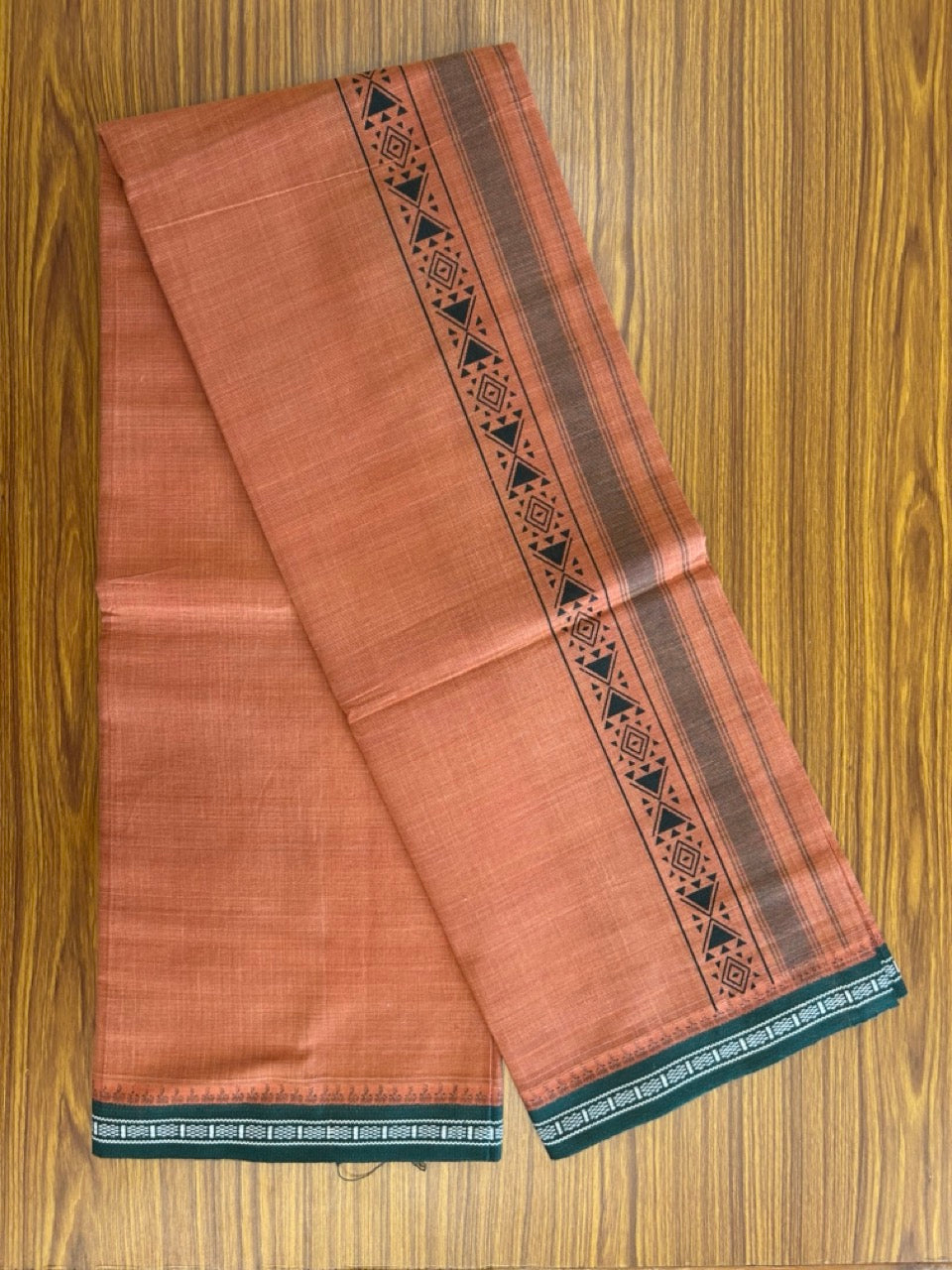 12% Discount!!! Kaitharikada Pure Cotton - Single Kaily / Lungi - 3.25 inch Green printed kuppadam kara with Kavi colour body - 12KK8013AS