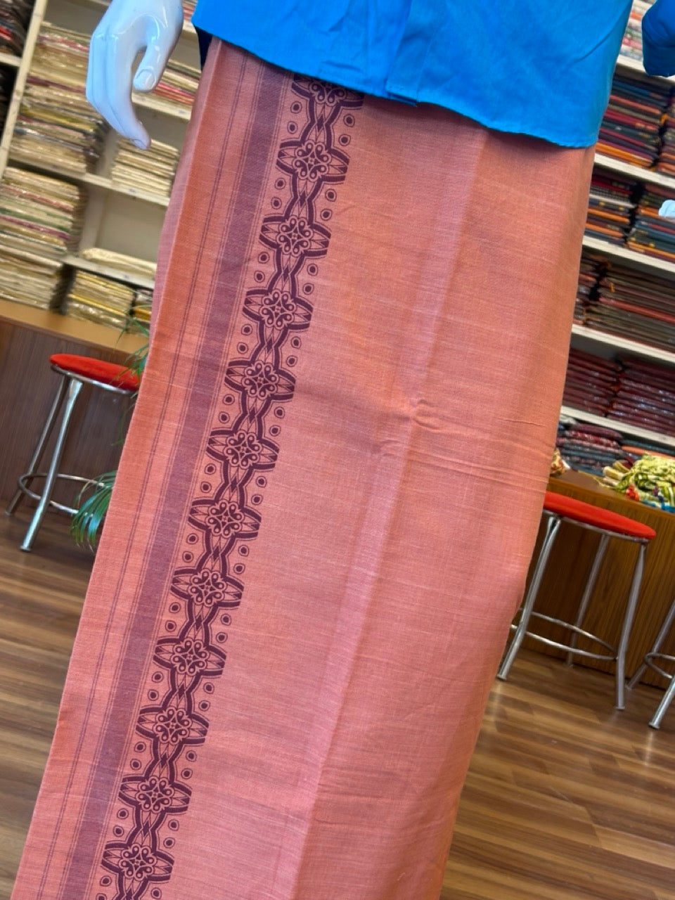 12% Discount!!! Kaitharikada Pure Cotton - Single Kaily / Lungi - 4 inch Maroon printed kuppadam kara with Kavi colour body - 14KK8013AS