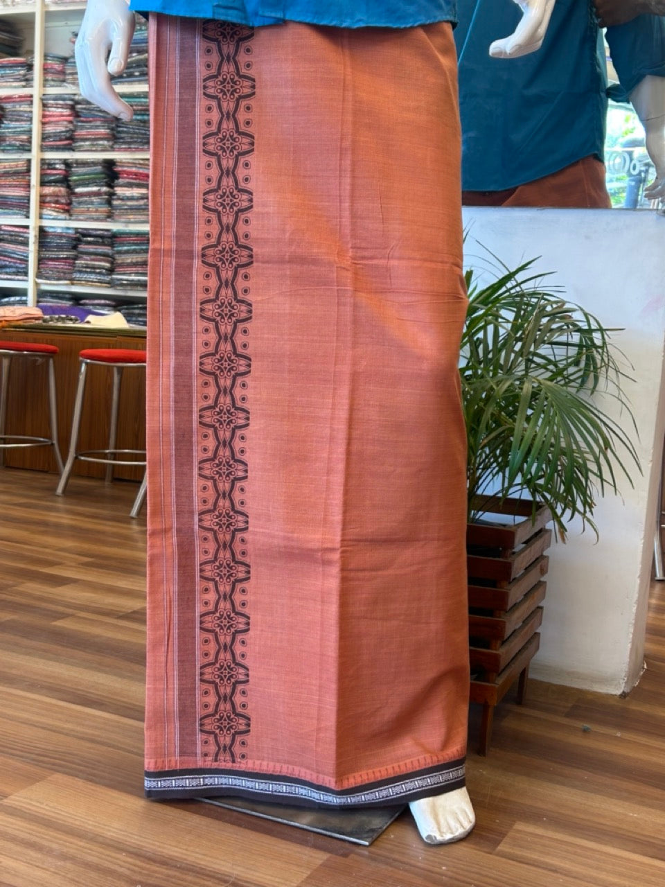 12% Discount!!! Kaitharikada Pure Cotton - Single Kaily / Lungi - 4 inch Dark Brown printed kuppadam kara with Kavi colour body - 16KK8013AS