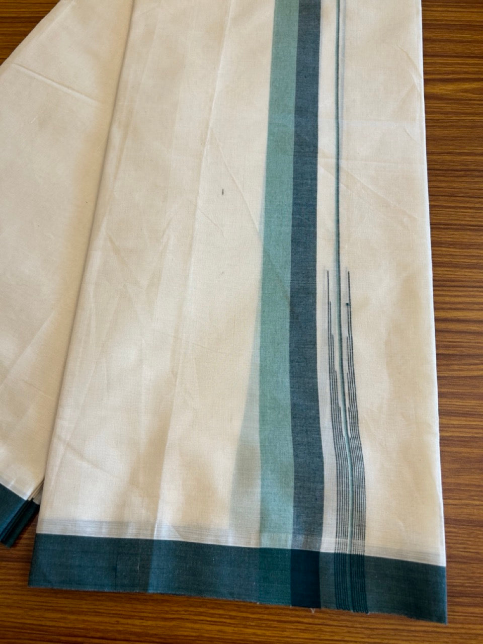 10% Discount!!! KaithariKada Balaramapuram Double Off white - (Unbleached) Mundu/Dhoti - 80X90 - 1.75 inch Dark Green & Light Green puliyilakkara striped chutty - 16KK5042KAI