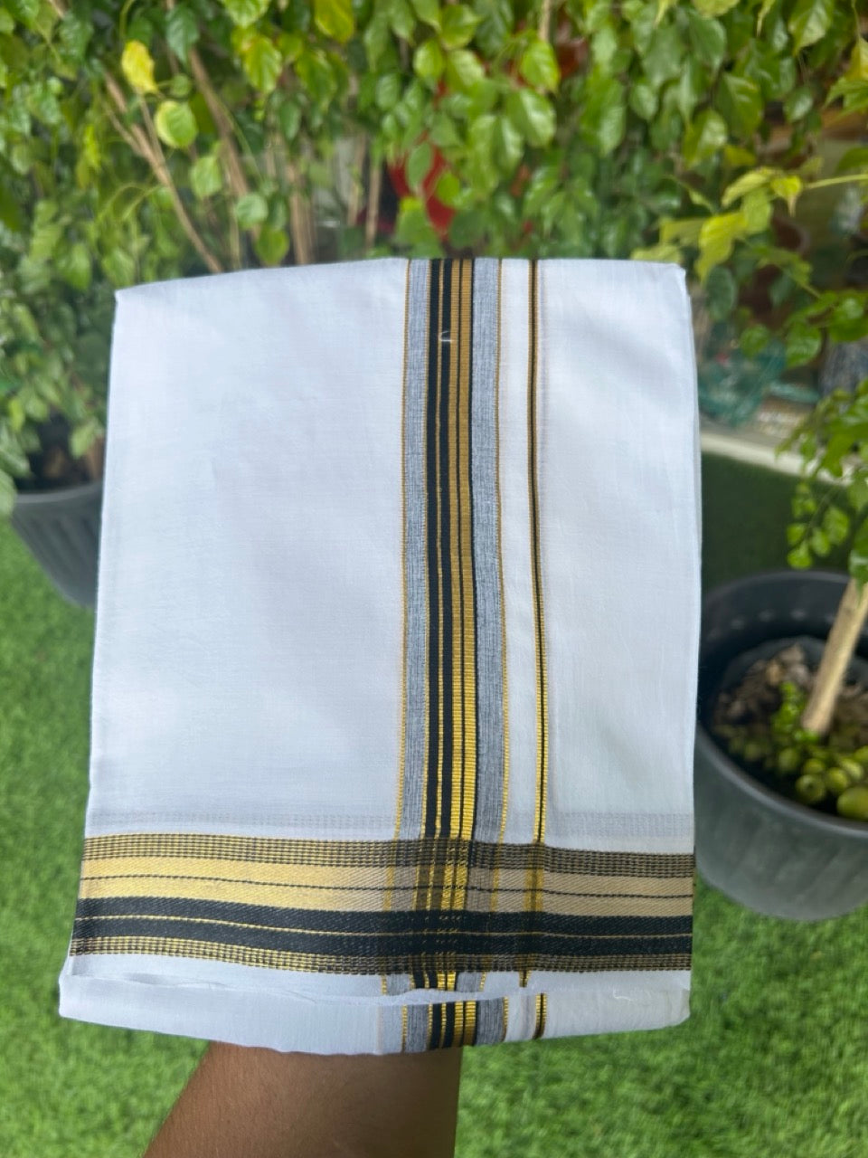 16% DISCOUNT! KaithariKada Balaramapuram 100% Mercerised Cotton Double PURE white Mundu/Dhoti - 100x100  1.25 inch Black & Kasavu stripes Kara - 21KK5135GAN