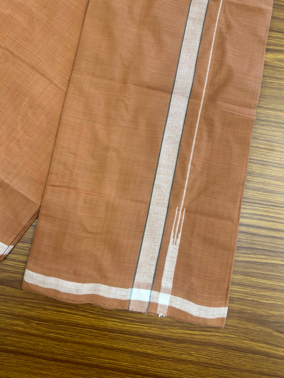 10% Discount !! KaithariKada 100% Pure Cotton - HANDLOOM Single Mundu/Dhoti  KAVI Brown COLOUR BODY & 2 cm Puliyilakkara Green White Shaded Chutty Kara- 7KK8015EL