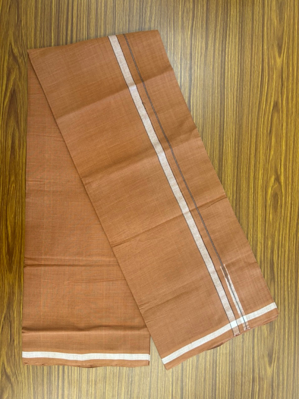 10% Discount !! KaithariKada 100% Pure Cotton - HANDLOOM Single Mundu/Dhoti  KAVI Brown COLOUR BODY & 1.5 cm Puliyilakkara Black White Shaded Chutty Kara- 16KK8015EL