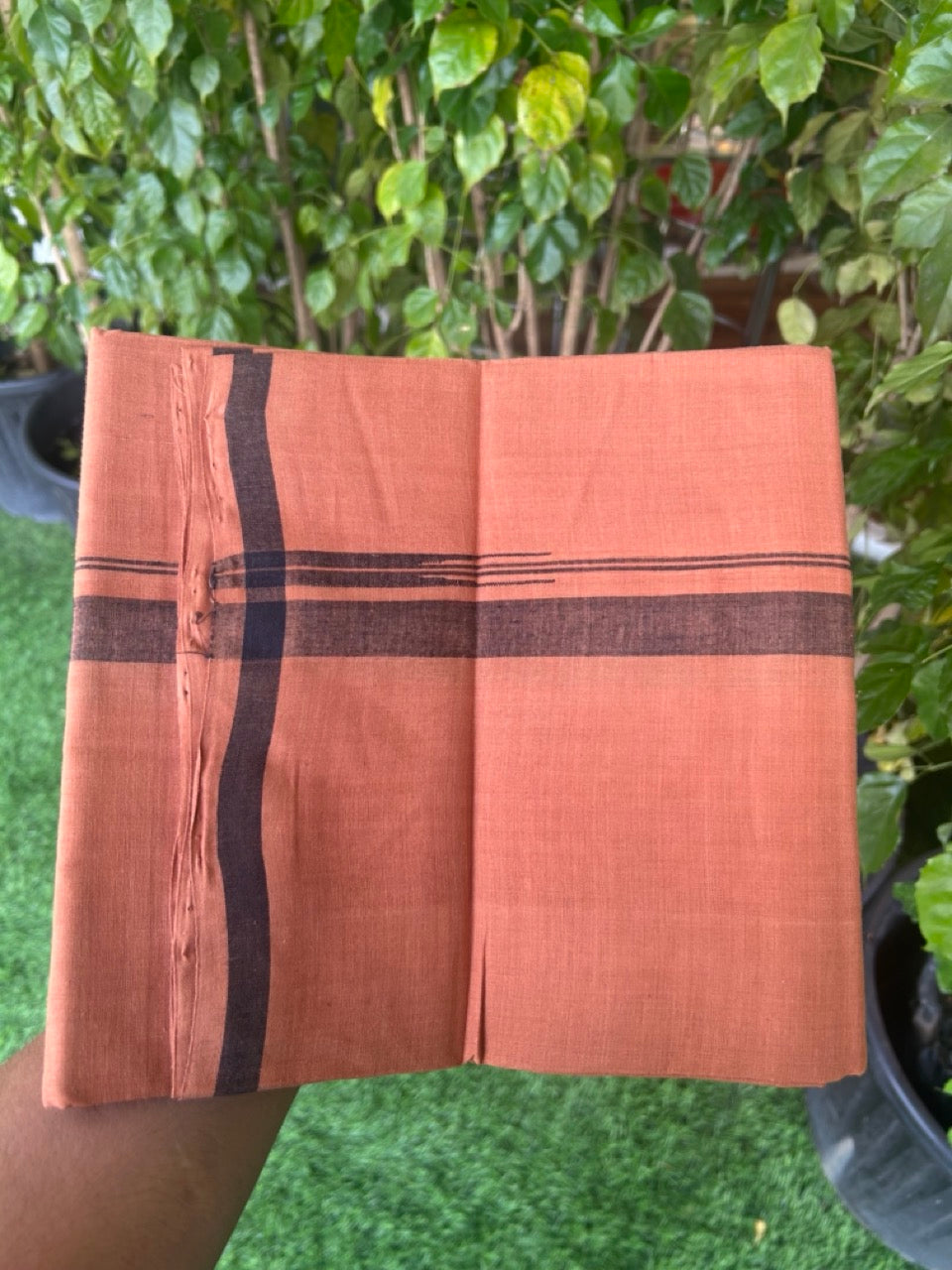 10%Discount !! KaithariKada 100% Pure Cotton - HANDLOOM Single Mundu/Dhoti  KAVI Brown COLOUR BODY & 0.75 inch Puliyilakkara Black Shaded Chutty Kara- 13KK8015EL