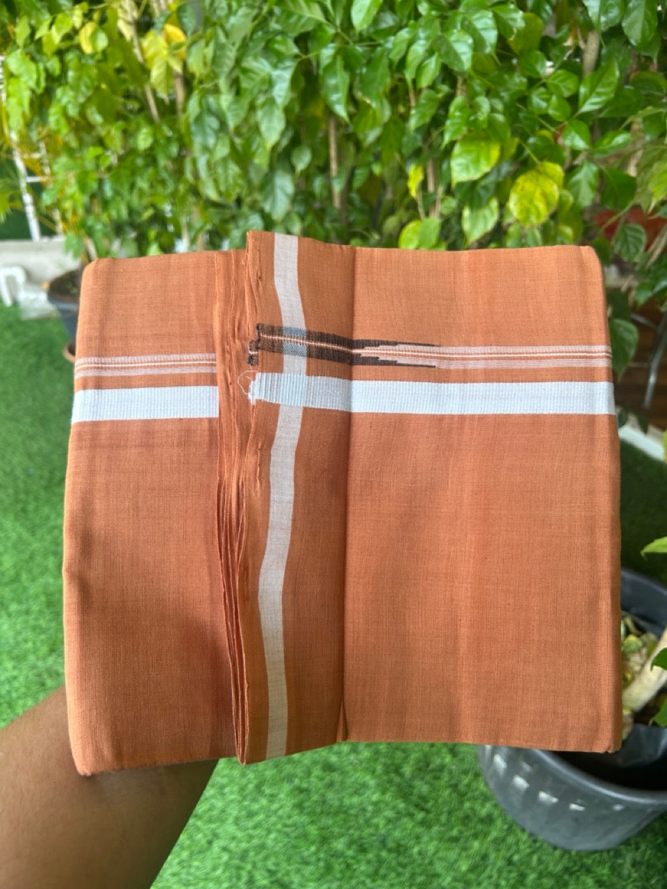 10% Discount !! KaithariKada 100% Pure Cotton - HANDLOOM Single Mundu/Dhoti  KAVI Brown COLOUR BODY & 1.5 cm Puliyilakkara White Black Chutty Kara- 9KK8015EL