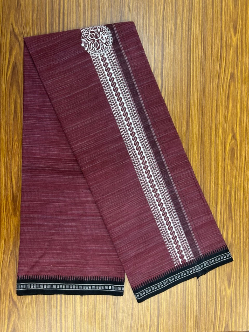 18% Discount!!! Kaitharikada Pure Cotton - Single Kaily / Lungi -  2.75 inch Printed kara with White & Maroon colour body Kuppadam Border (2 meter / 4 muzham) - 12KK8016AS