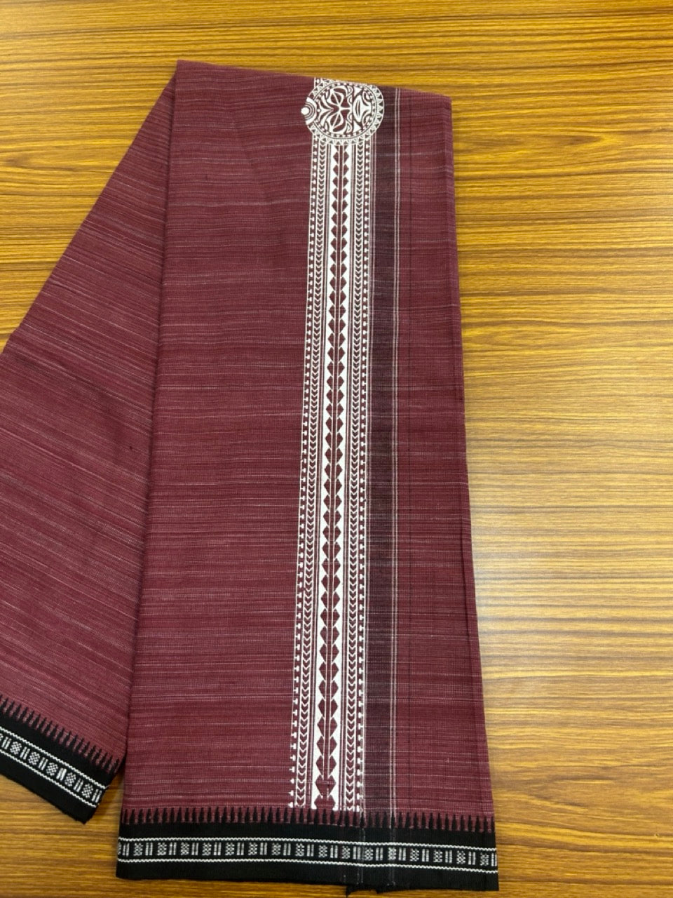 18% Discount!!! Kaitharikada Pure Cotton - Single Kaily / Lungi -  2.75 inch Printed kara with White & Maroon colour body Kuppadam Border (2 meter / 4 muzham) - 12KK8016AS