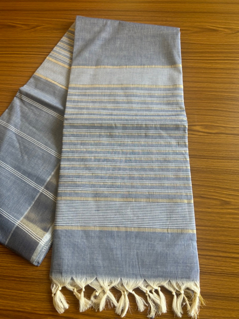 28% Discount!  Kerala Colour Cotton Saree - Blue with kasavu & white stripes - Kaitharikada - 4KK1000PAN