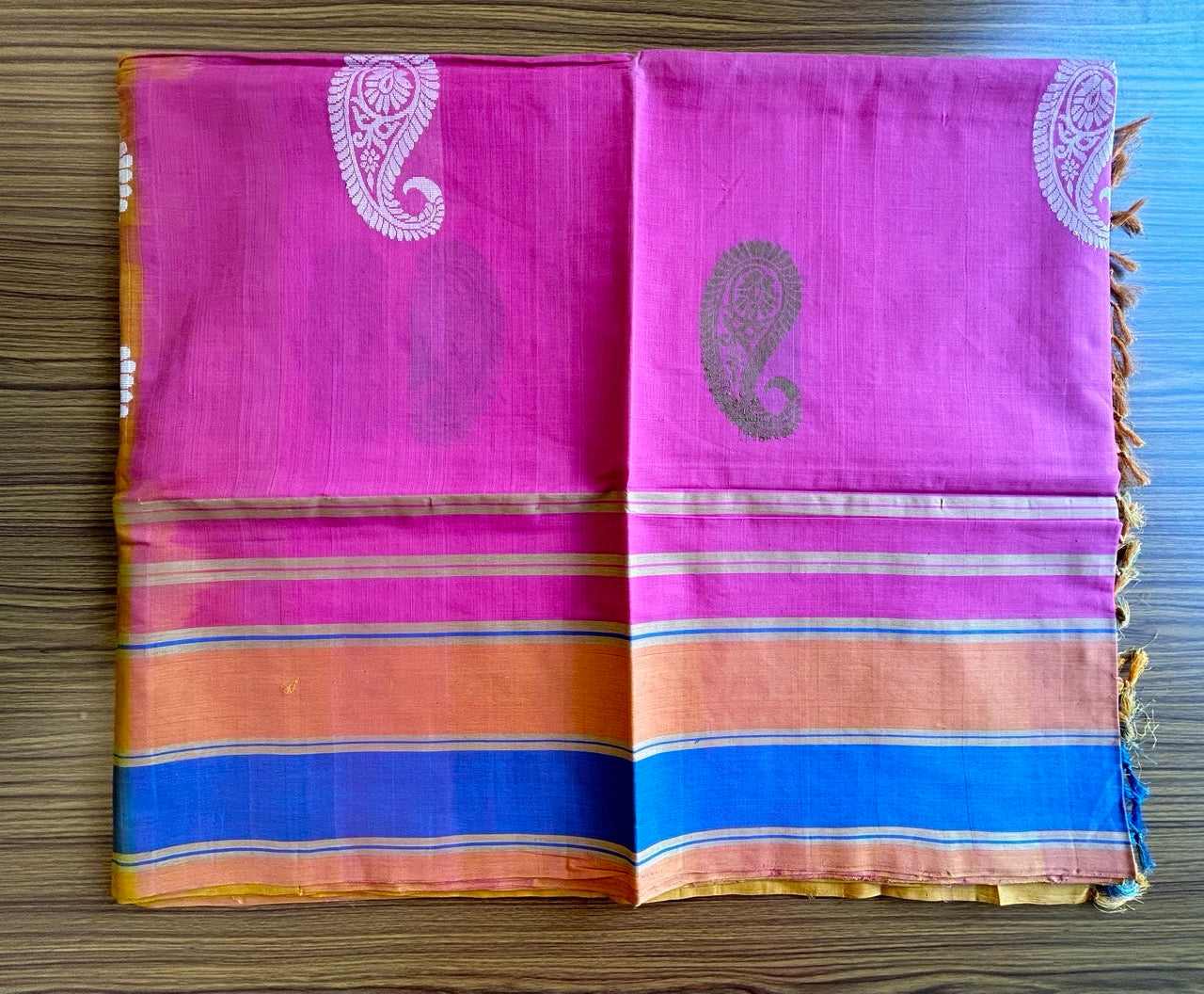 KaithariKada- HANDLOOM UNAKKUPAAV Balaramapuram  Saree - 100% PURE Cotton - Orange, Blue & Pink Design - 6KK1003VH