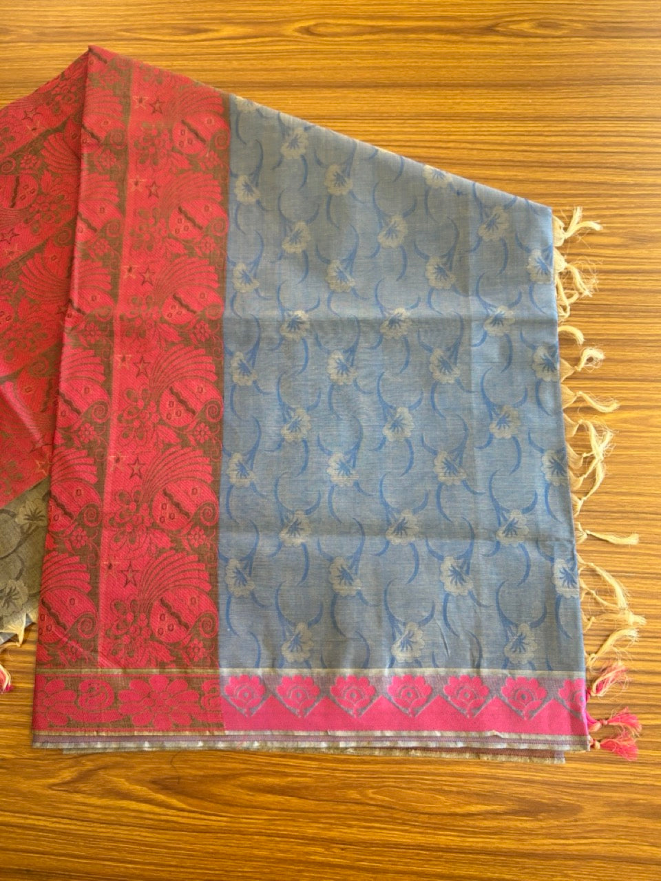 Kerala Colour Cotton Saree - Ash Blue Cream & Magenta Mango Design Kara - Kaitharikada - 5KK1007RJT