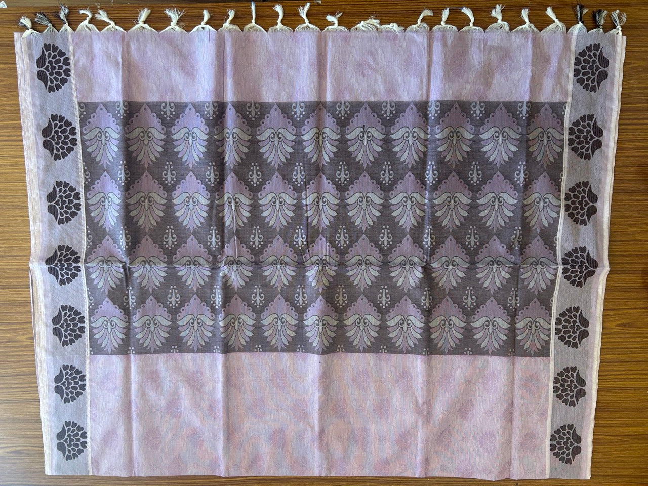 Kerala Colour Cotton Saree - Lavender Cream & Brown Flower Design Kara - Kaitharikada - 6KK1007RJT